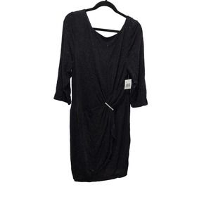 Elegant Black Mini Dress with Subtle Sparkle